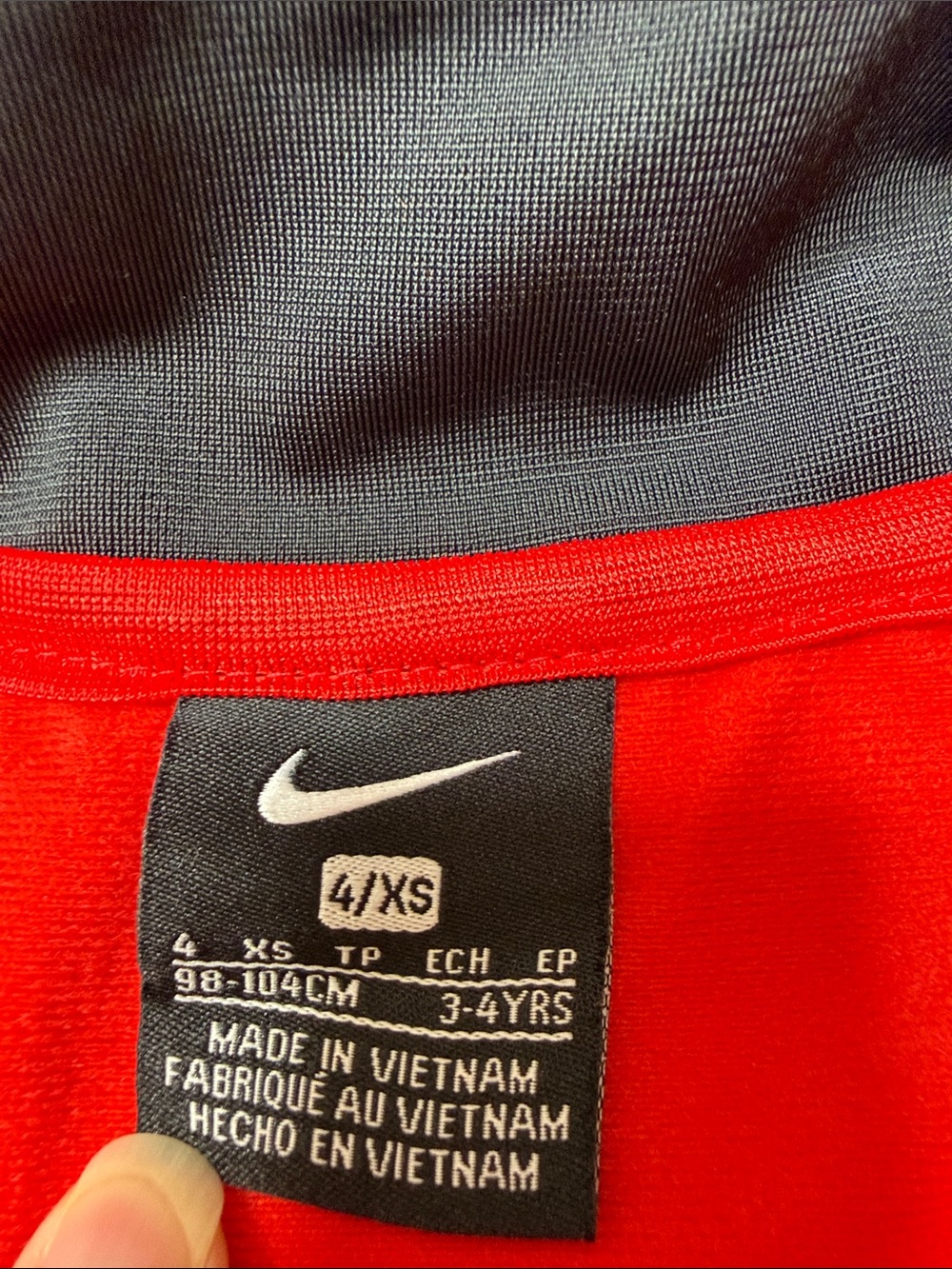 Kid’s Nike Red and Black Track Jacket and Joggers Set. Size: 4 - Picture 4 of 7